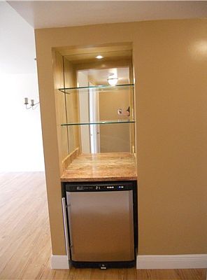 5th image of 2121 N Bayshore Dr APT 502