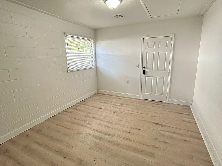 7334 Filbert Ln — Photo 21