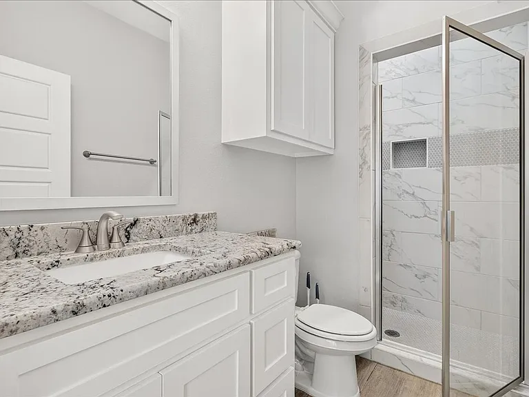 2445 Manuel Ln — Photo 45
