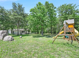 212 Finley Ct, Springtown, TX 76082