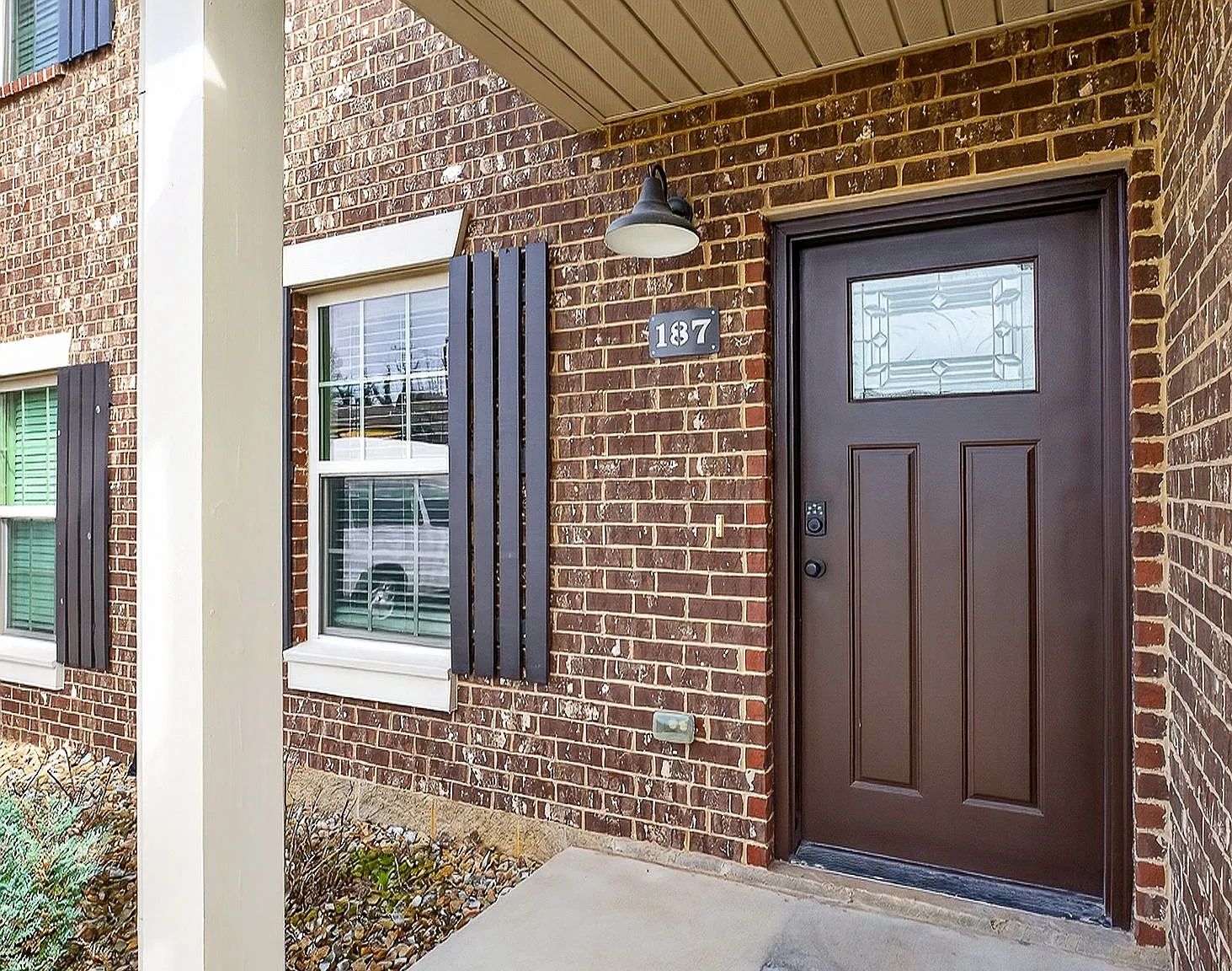 3 bed, 2.5 bath, 1503 sqft, $1,725 — Photo 3