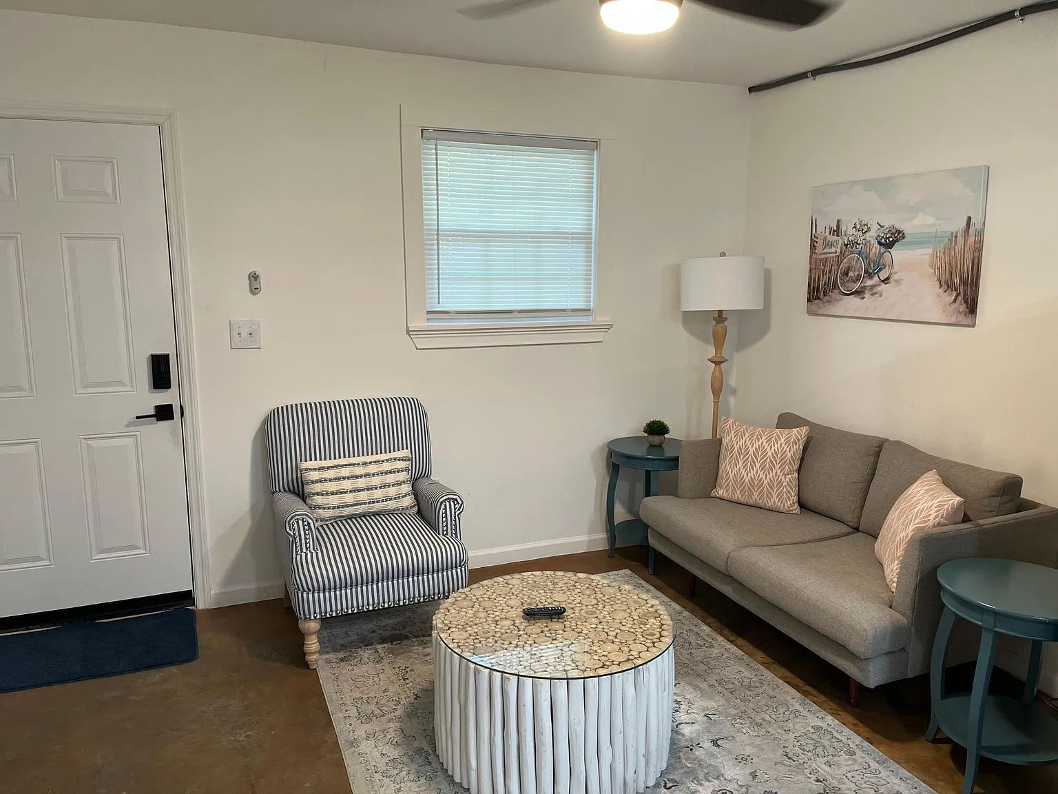 2 bed, $2,100 — Photo 2