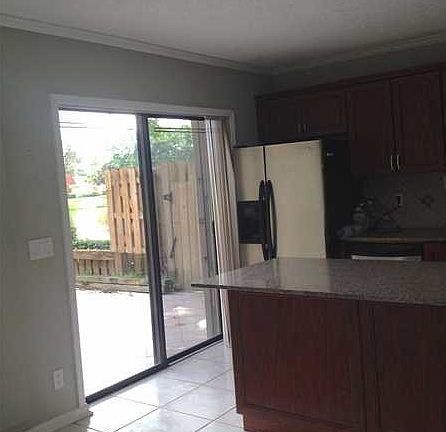 5th image of 9944 NW 6th Pl