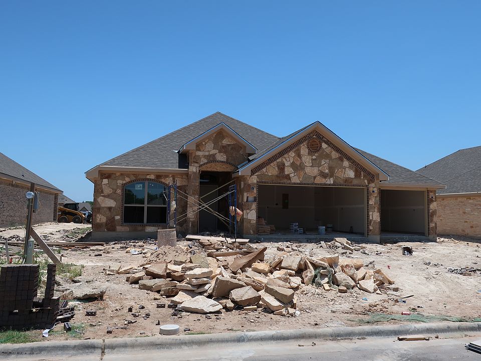 1st image of 2713 Paisley Dr