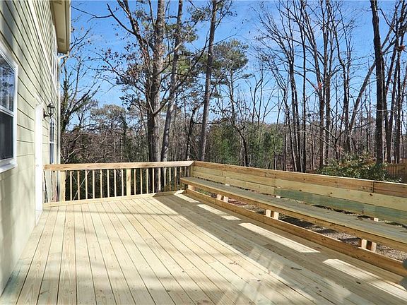 4th image of 4870 Racquet Ct