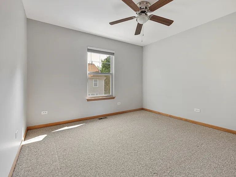 5568 Cambridge Way — Photo 17
