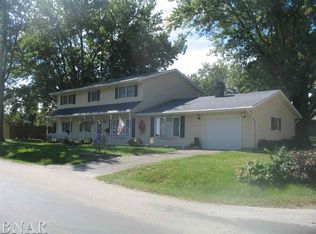 709 S Alexander St, Clinton, IL 61727