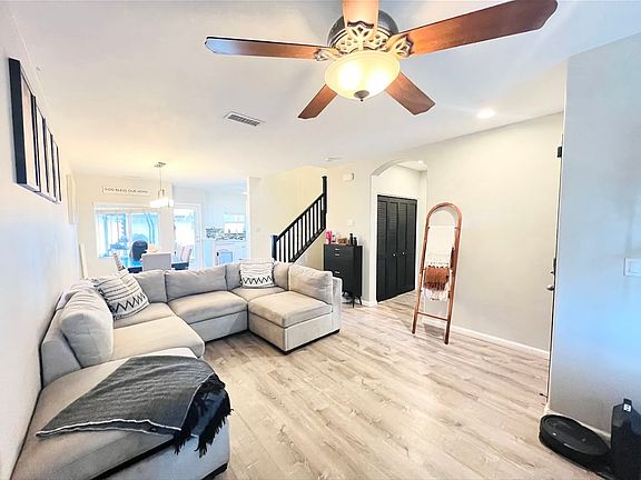 2nd image of 91-2109 Kaioli St APT 302