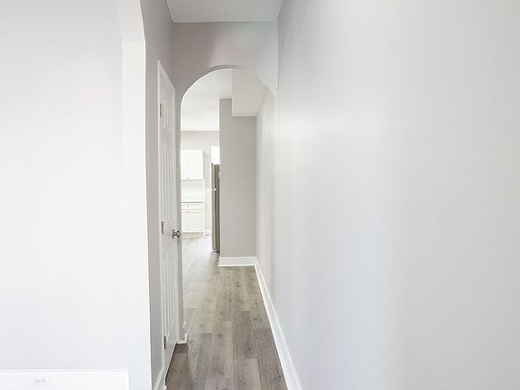 4th image of 1237 Carroll St #1