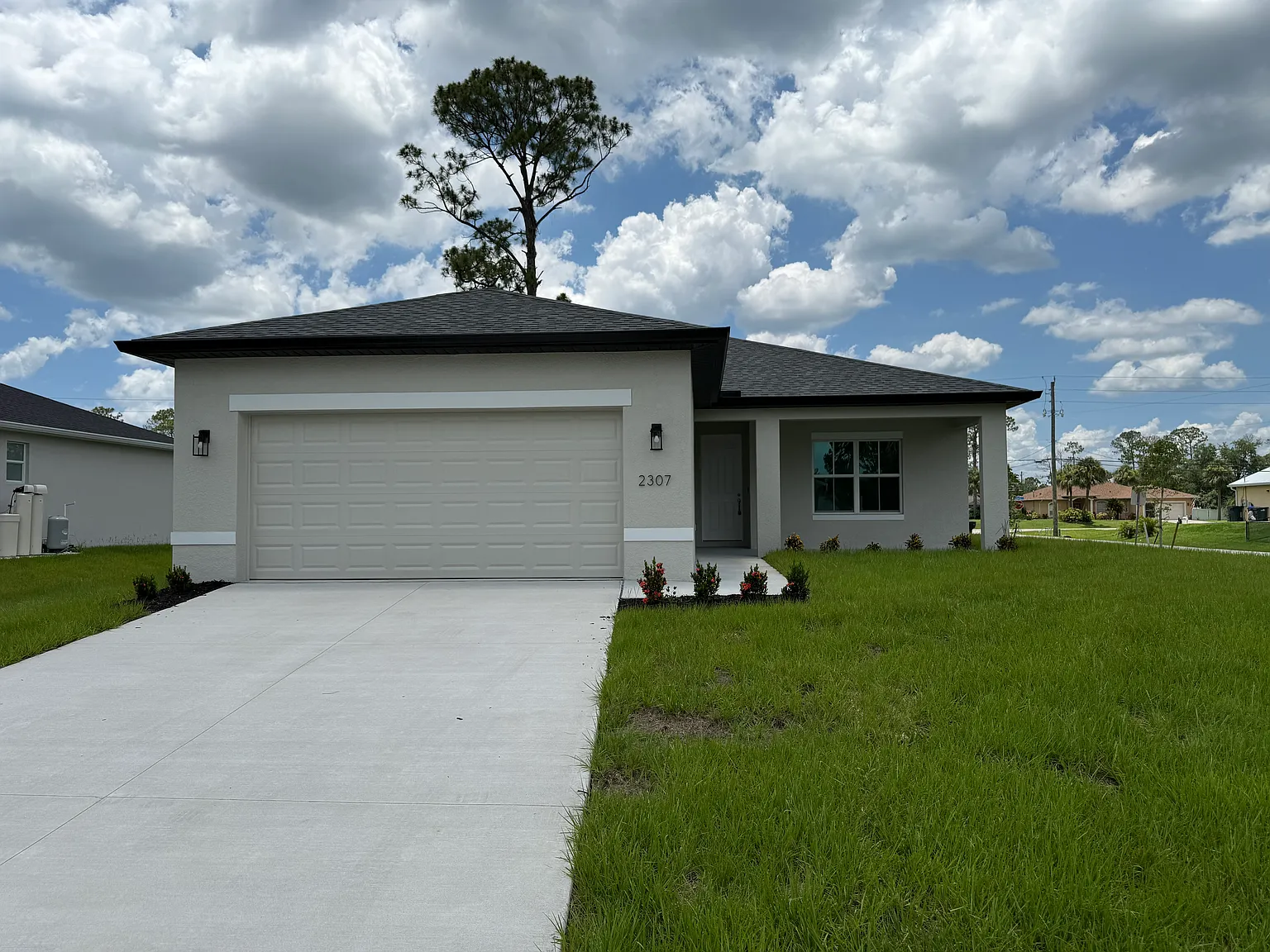3 bed, 1650 sqft, $2,000 — Photo 2