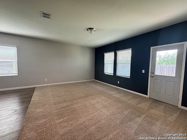 8607 Rock Mdw — Photo 36