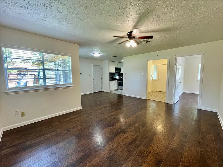 5375 Little John Ln — Photo 7