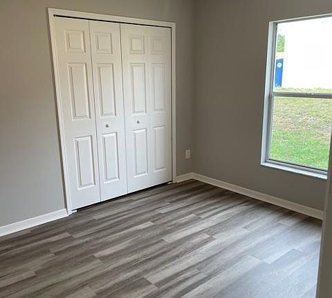 3rd image of 1115 Arbor Hill Cir