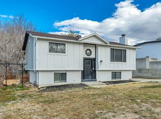 1119 E 10600 S, White City, UT 84094