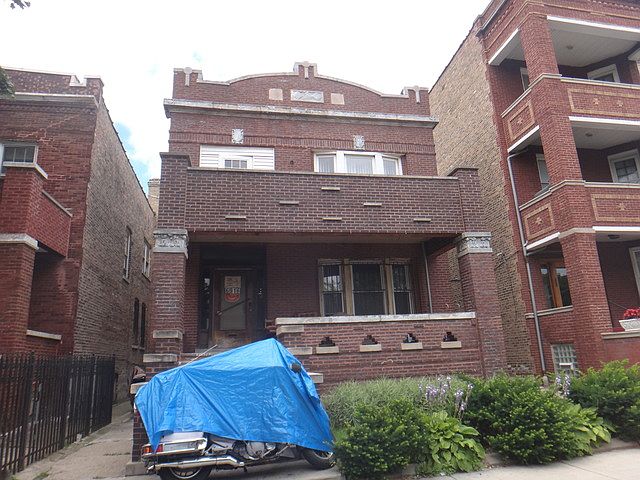 2nd image of 6916 S Peoria St