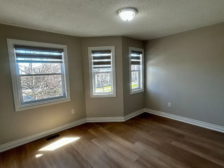 56 Coyote Cres #MAIN — Photo 24
