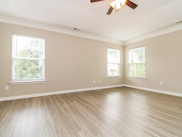 3104 Cynthiana Ct — Photo 8