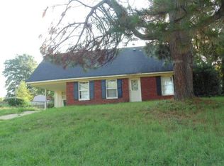 4590 Whitepine St, Memphis, TN 38109