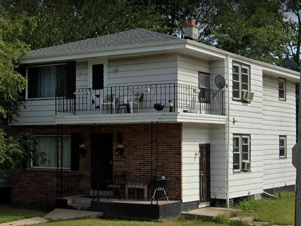 1st image of 4631-4633 W Villard Ave