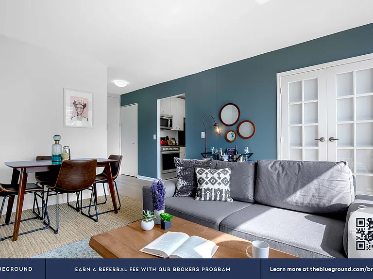 400 Chambers St #28K — Photo 4