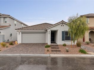 8110 Minavalle Ave, Las Vegas, NV 89113