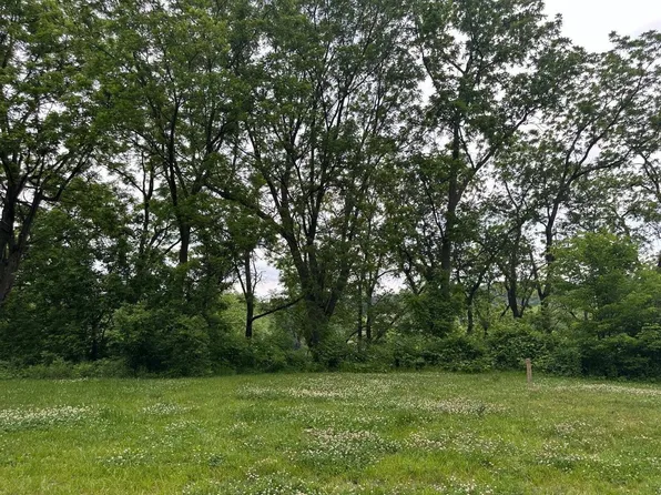 16822 S 5TH STREET, Galesville, WI 54630