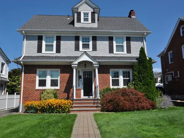 54 Lincoln Avenue, White Plains, NY 10606