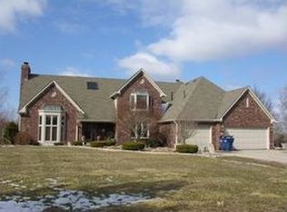 3696 Saddle Club Rd, Greenwood, IN 46143