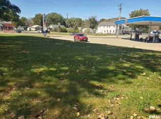 1824 N Peoria Rd, Springfield, IL 62702