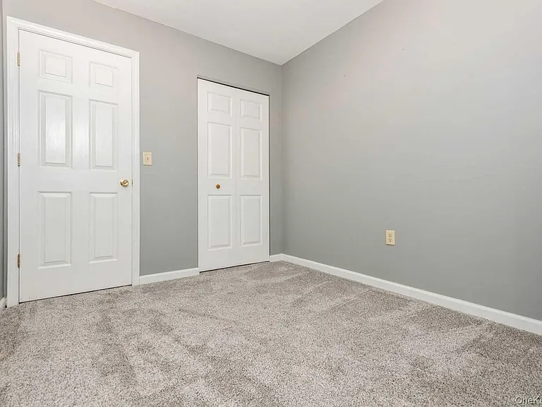 52 Schenck Ave — Photo 19