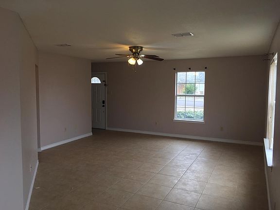 4th image of 1623 Spirit Ln