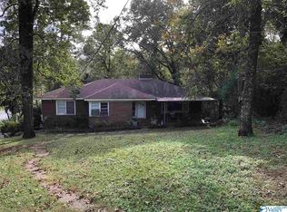 2618 Valley View Rd, Gadsden, AL 35904