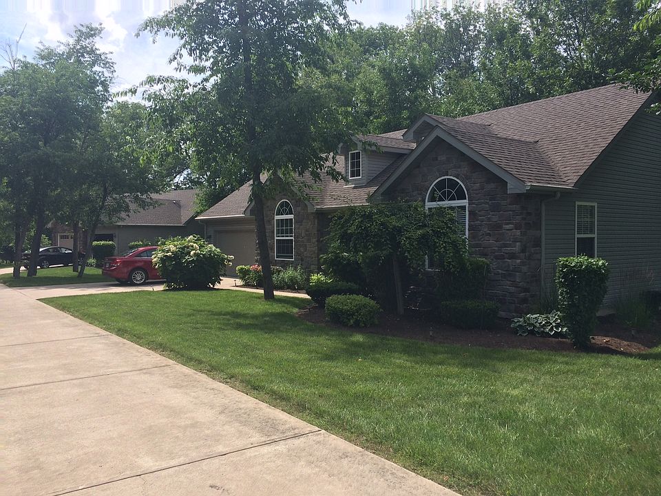 1st image of 308 Winding Brook Dr