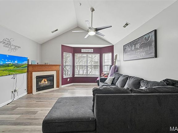 5th image of 420 Benton Dr APT K