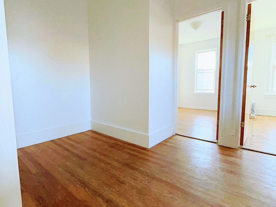 1st image of 32-52 45th St #2R