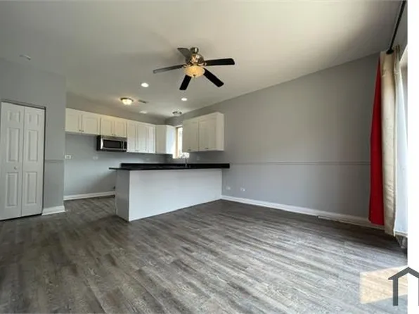 911 S Sacramento Blvd, Chicago, IL 60612