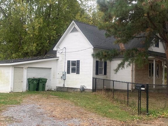 2nd image of 1307 Newton Ave
