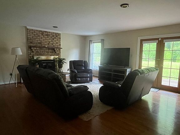 5th image of 15569 Golf Club Dr