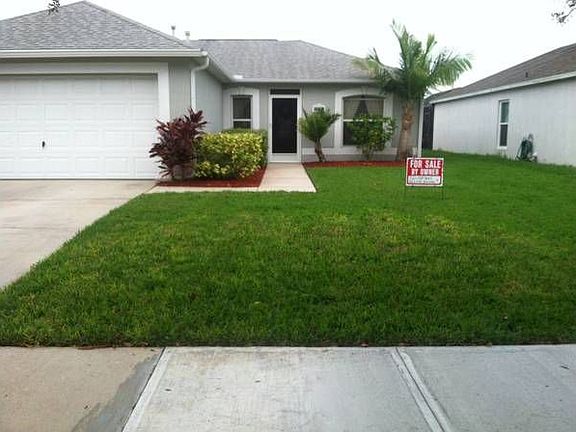 2nd image of 400 Wickham Lakes Dr