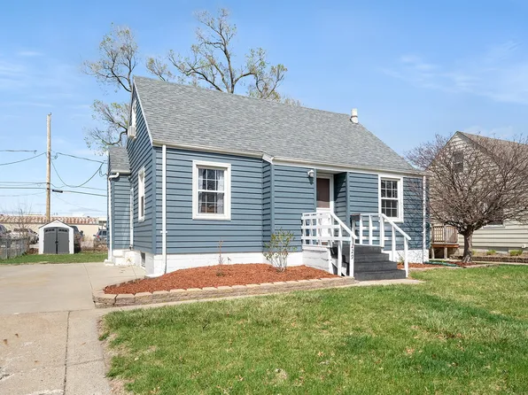 229 Prospect Ave, West Des Moines, IA 50265