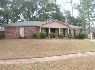 5808 Holly Hill Ct, Mobile, AL 36609