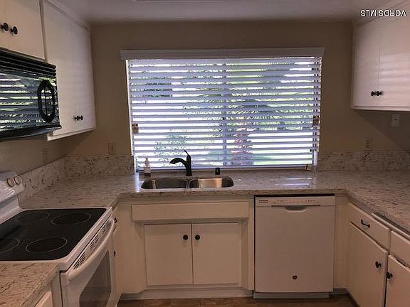 4th image of 3773 Calle Clara Vis