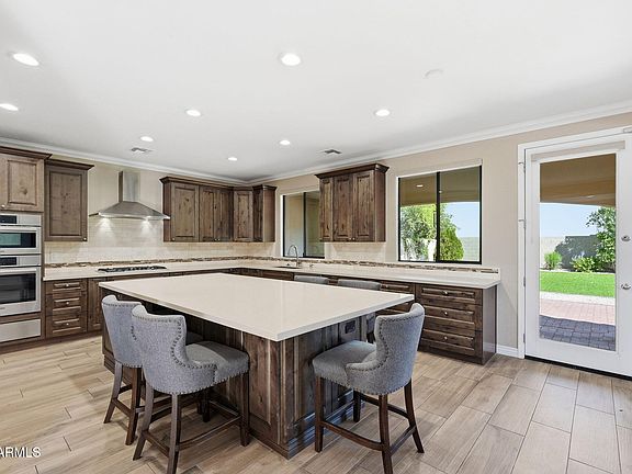 3rd image of 3752 E DONALD Drive
