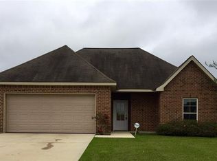44067 Silver Oak Dr, Hammond, LA 70403