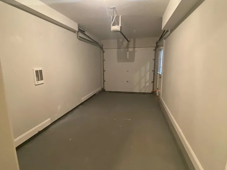 16 Common St #3 — Photo 12