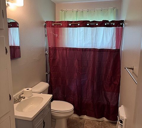 3rd image of 3203 Rose Pl