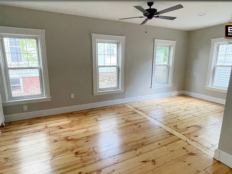 10-12 Otis St — Photo 4