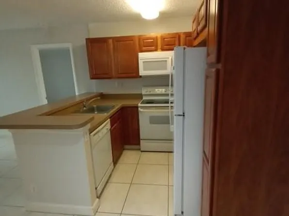 (undisclosed Address), Pompano Beach, FL 33063