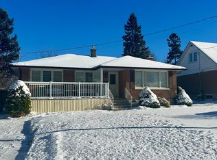 354 Meadowcrest Rd, Kingston, ON K7M 3S5