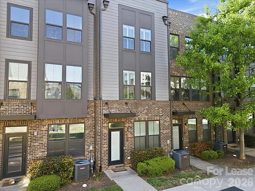 522 Music Hall Way Photo 1